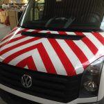 rood-wit striping reflecterende strepen rood & wit strepen rood en wit gestreepte folie folie voor werfcamionette Reclame Huygen Reclamebedrijf Beringen Limburg Belgie